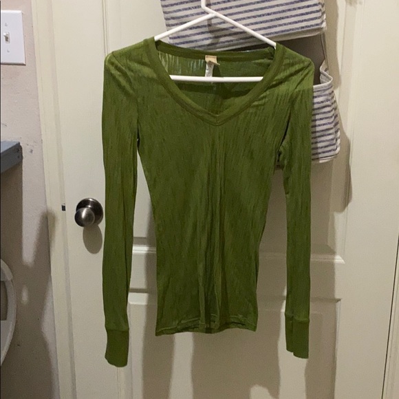 SOLD $3 IF BUNDLED 🦄VINTAGE🦄 🔶Lot 2 BKE Long sleeve Burnout Tees - Picture 2 of 9